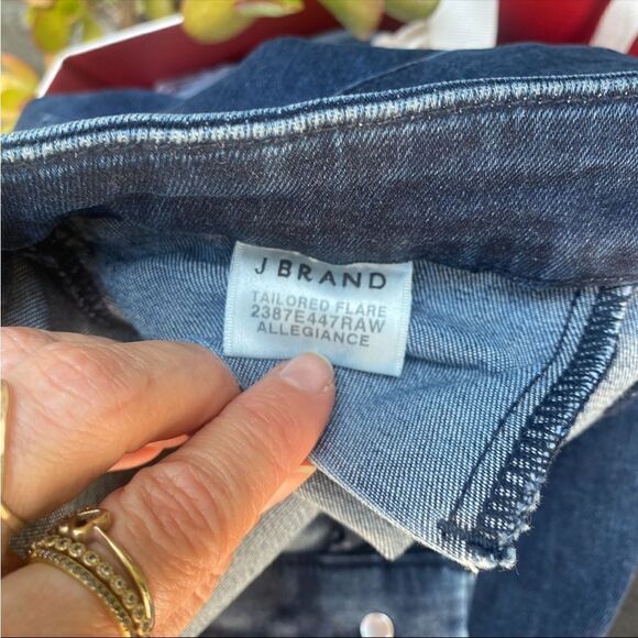J Brand allegiance tailored flare jeans size 25 - Picture 13 of 14